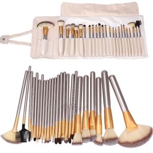 New 24pcs Professional Makeup Brush With Case